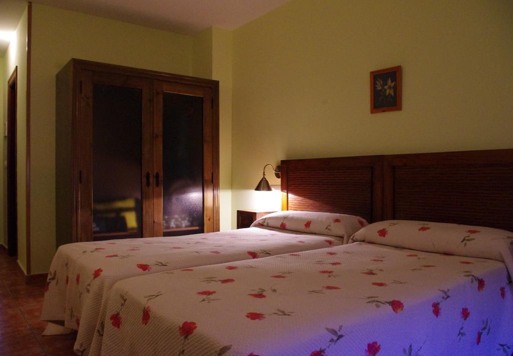 Hotel La Jara-Arribes Aldeadávila de la Ribera Quarto foto