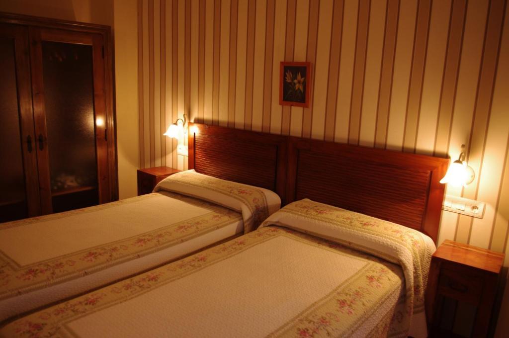 Hotel La Jara-Arribes Aldeadávila de la Ribera Quarto foto